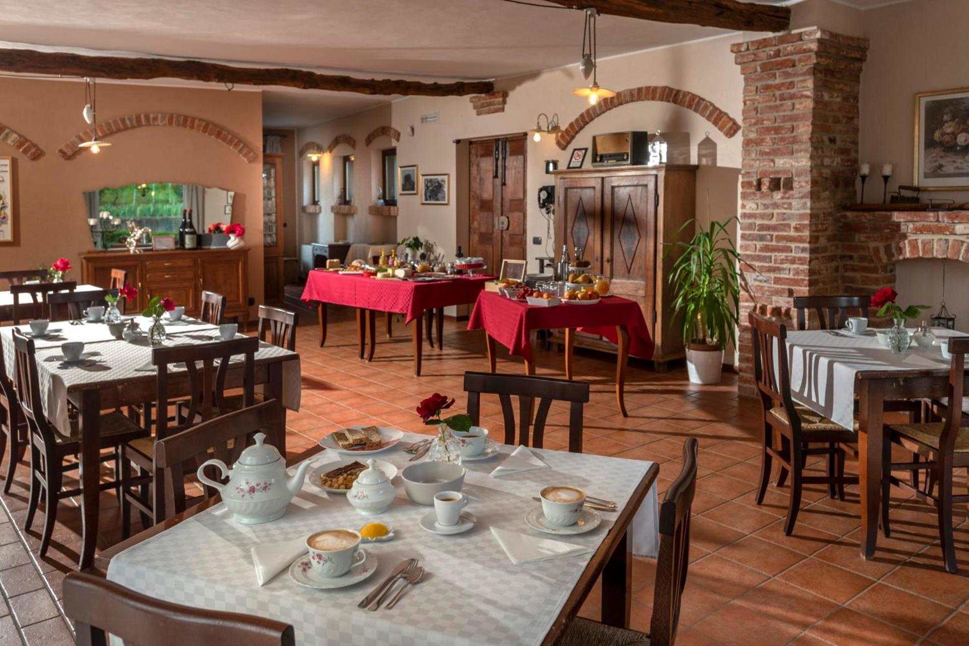 Agriturismo Cascina Monchiero Μπρα Εξωτερικό φωτογραφία